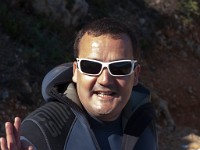 L Escala Avril